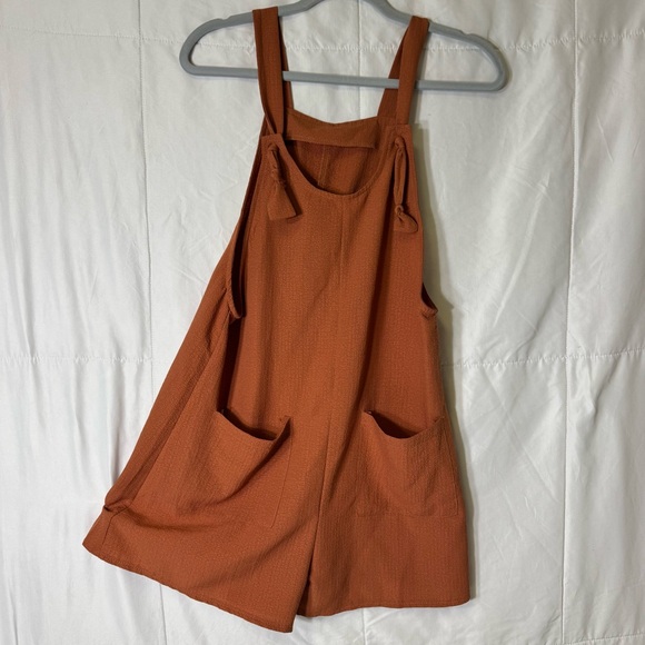 SHEIN Pants - SHEIN Rust Textured Wide Leg Romper Tie Strap Overalls Small
